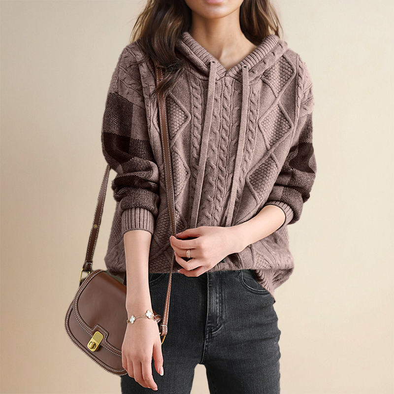 Emilia | Maglione con Cappuccio a Treccia